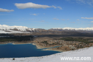 View of Tekapo township from Mt John